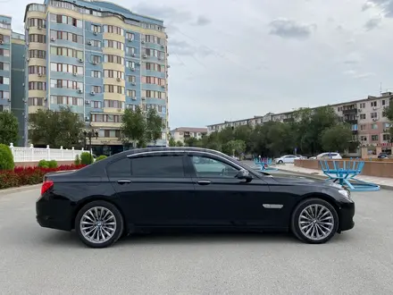 BMW 750 2012 года за 15 000 000 тг. в Астана – фото 4