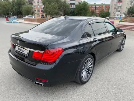 BMW 750 2012 года за 15 000 000 тг. в Астана – фото 6