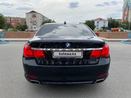 BMW 750 2012 года за 15 000 000 тг. в Астана – фото 8