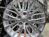CAMRY на 16 НОВЫЕ ДИСКИ за 170 000 тг. в Астана – фото 2