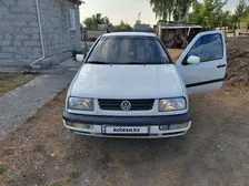 Volkswagen Vento, 1992