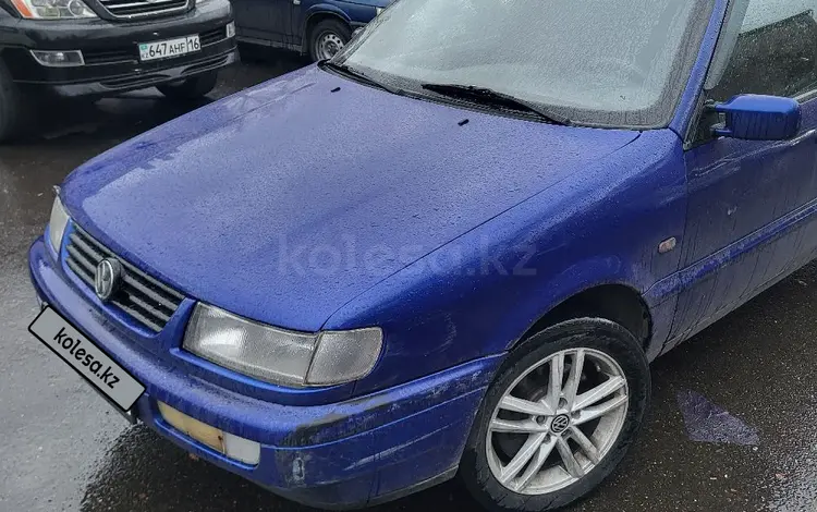 Volkswagen Passat 1994 годаүшін1 500 000 тг. в Усть-Каменогорск