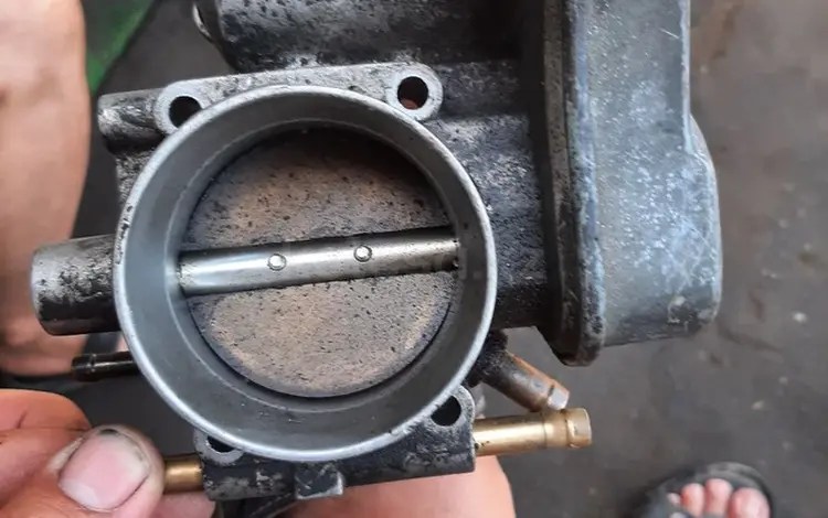 Дроссельная заслонка на Opelүшін500 тг. в Алматы