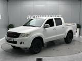 Toyota Hilux 2011 года за 6 300 000 тг. в Атырау