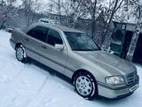 Mercedes-Benz C 180 1994 года за 2 950 000 тг. в Кокшетау – фото 3