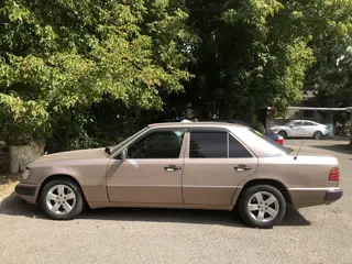 Mercedes-Benz 190