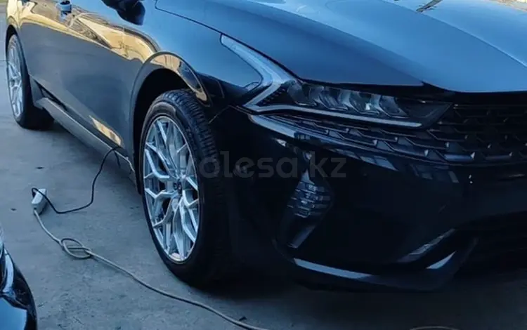 Kia K5 2022 года за 9 200 000 тг. в Шымкент