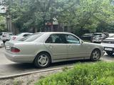 Mercedes-Benz E 320 1998 года за 2 900 000 тг. в Алматы