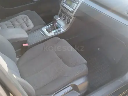 Volkswagen Passat 2006 года за 3 200 000 тг. в Алматы – фото 4