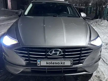 Hyundai Sonata 2020 года за 8 500 000 тг. в Астана