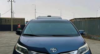 Toyota Sienna 2015 года за 12 000 000 тг. в Атырау
