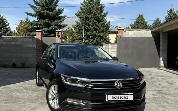 Volkswagen Passat 2017 года за 10 700 000 тг. в Алматы