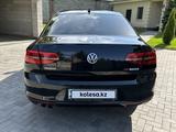 Volkswagen Passat 2017 года за 10 700 000 тг. в Алматы – фото 3