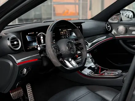 Mercedes-Benz E 53 AMG Premium 2022 года за 31 000 000 тг. в Алматы – фото 21