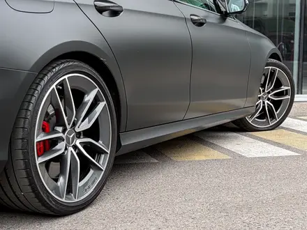 Mercedes-Benz E 53 AMG Premium 2022 года за 31 000 000 тг. в Алматы – фото 9