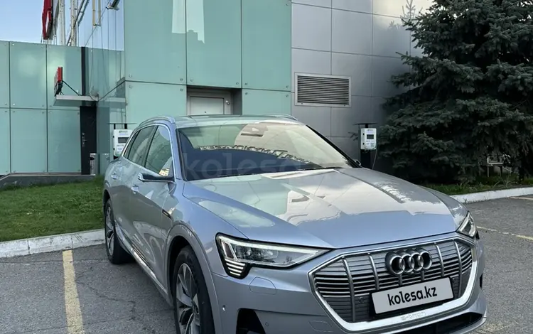 Audi e-tron 2021 года за 26 000 000 тг. в Алматы