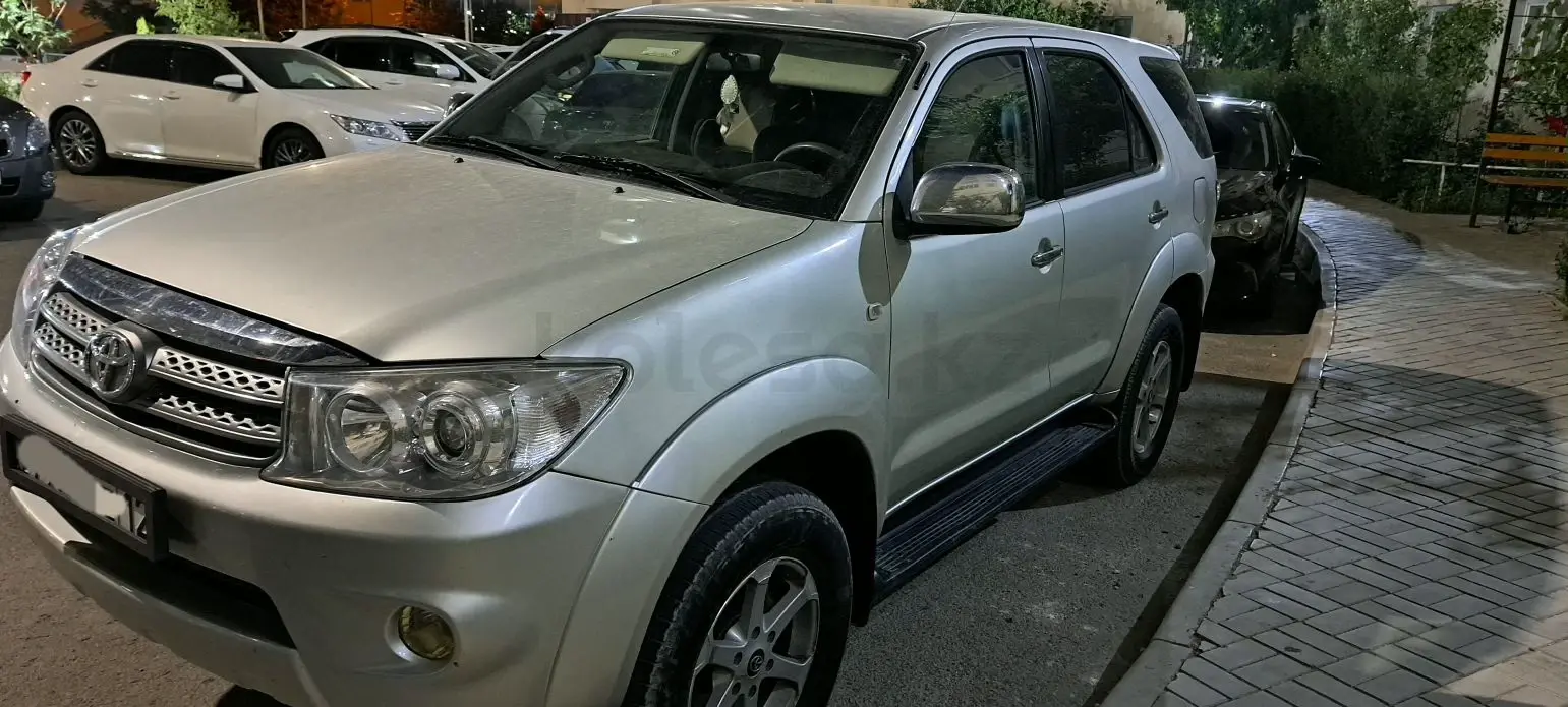 Toyota Fortuner, 2010
