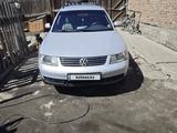 Volkswagen Passat 1999 годаүшін2 500 000 тг. в Усть-Каменогорск