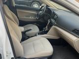 Hyundai Elantra 2018 года за 5 500 000 тг. в Актобе – фото 5