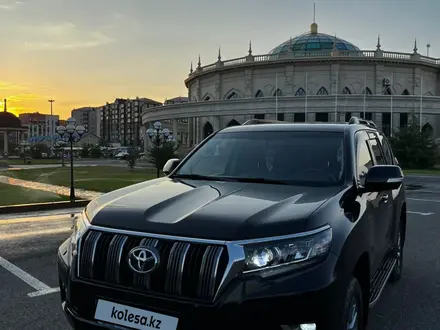 Toyota Land Cruiser Prado 2018 года за 25 000 000 тг. в Атырау