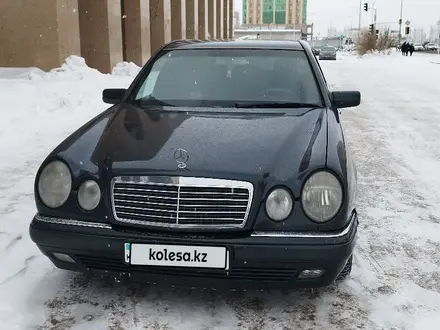 Mercedes-Benz E 290 1998 годаүшін3 000 000 тг. в Астана – фото 2
