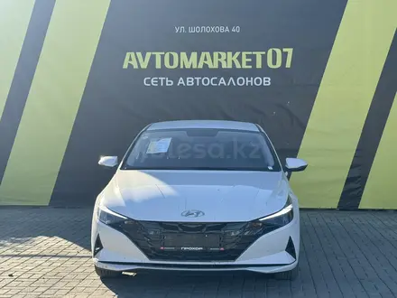 Hyundai Elantra 2022 года за 9 850 000 тг. в Уральск – фото 2