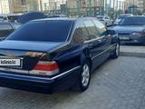 Mercedes-Benz S 320 1995 годаүшін3 600 000 тг. в Актау – фото 2