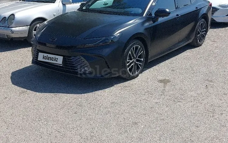 Toyota Camry 2025 года за 23 200 000 тг. в Тараз