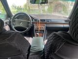 Mercedes-Benz E 230 1991 годаfor1 300 000 тг. в Караганда – фото 4