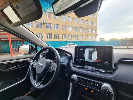Toyota RAV4 2021 года за 19 000 000 тг. в Актобе – фото 12