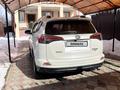 Toyota RAV4 2017 года за 11 000 000 тг. в Уральск – фото 4