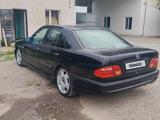 Mercedes-Benz E 320 1998 года за 3 000 000 тг. в Алматы
