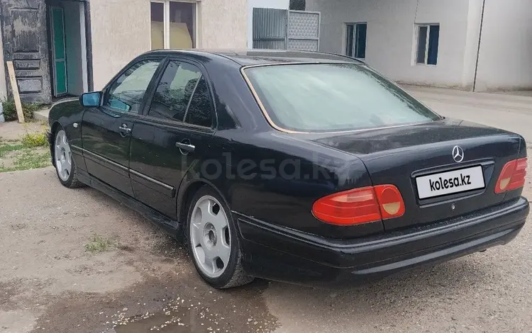 Mercedes-Benz E 320 1998 года за 3 000 000 тг. в Алматы