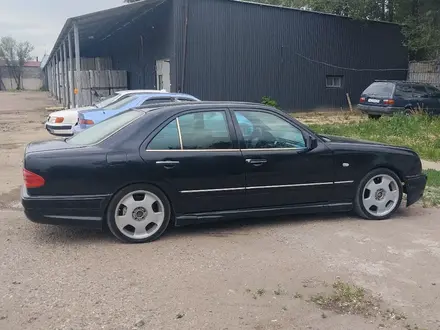 Mercedes-Benz E 320 1998 года за 3 000 000 тг. в Алматы – фото 5