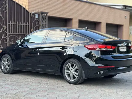 Hyundai Elantra 2017 года за 4 199 999 тг. в Уральск – фото 12