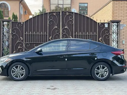 Hyundai Elantra 2017 года за 4 199 999 тг. в Уральск – фото 5