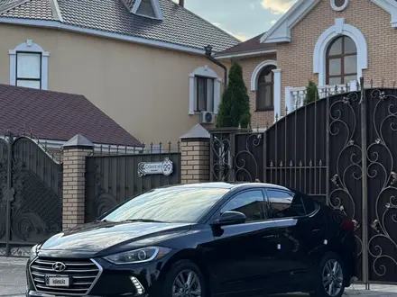 Hyundai Elantra 2017 года за 4 199 999 тг. в Уральск – фото 7