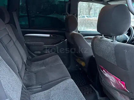 Toyota Land Cruiser Prado 2007 года за 9 200 000 тг. в Актобе – фото 2