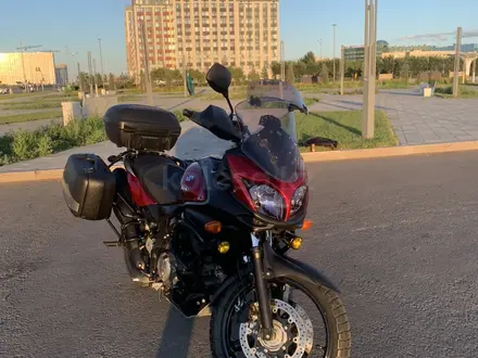 Suzuki  V-Strom DL 650 2015 года за 4 000 000 тг. в Астана