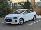 Chevrolet Onix 2023 года за 6 390 000 тг. в Караганда