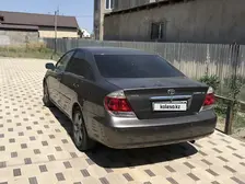 Toyota Camry, 2005