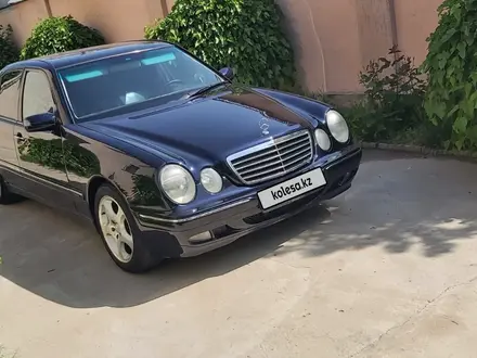 Mercedes-Benz E 240 2000 года за 4 600 000 тг. в Шымкент