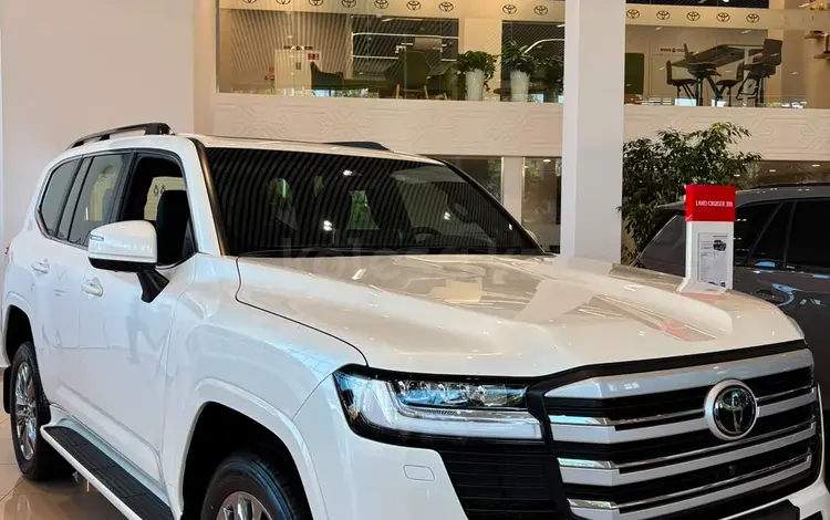 Toyota Land Cruiser Luxe 2026 года за 62 000 000 тг. в Алматы