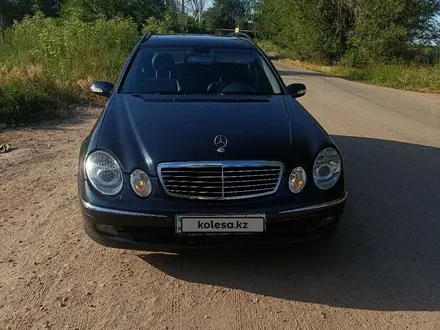 Mercedes-Benz E 320 2003 года за 5 900 000 тг. в Алматы – фото 4