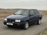 Volkswagen Vento 1994 года за 1 100 000 тг. в Астана
