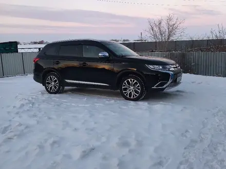 Mitsubishi Outlander 2018 года за 10 000 000 тг. в Кокшетау – фото 5