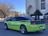 Dodge Charger 2006 года за 10 220 000 тг. в Тараз – фото 2
