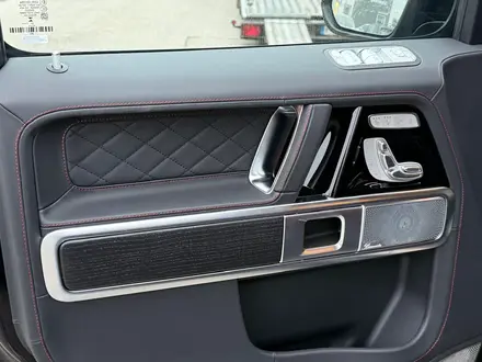 Mercedes-Benz G 63 AMG 2025 года за 185 000 000 тг. в Шымкент – фото 6