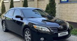 Toyota Camry 2010 года за 7 500 000 тг. в Тараз – фото 2