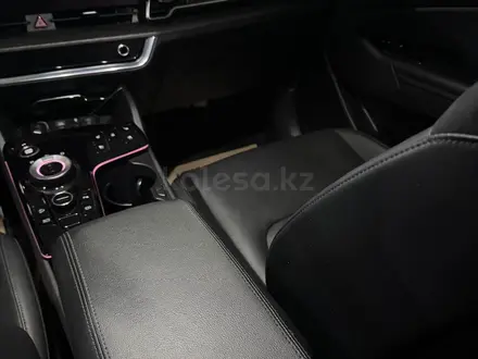Kia Sportage 2023 года за 13 900 000 тг. в Алматы – фото 12